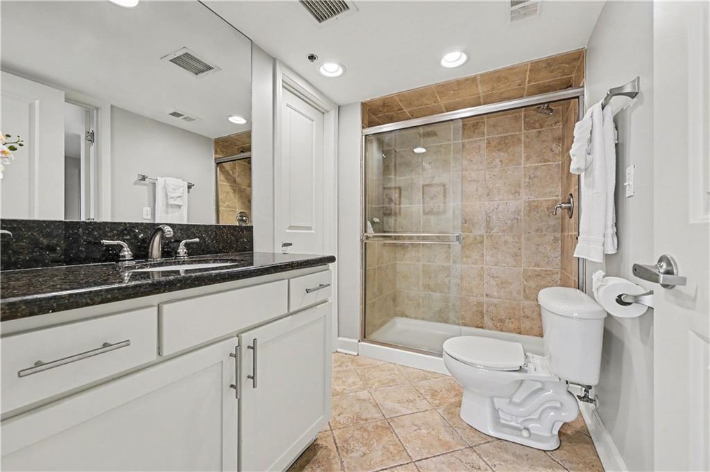 600 E Admiral Boulevard Property Photo 15
