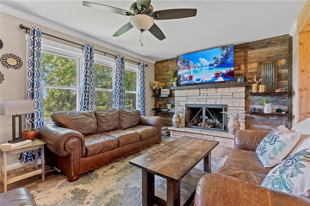 11026 Shach Creek Road Property Photo 8