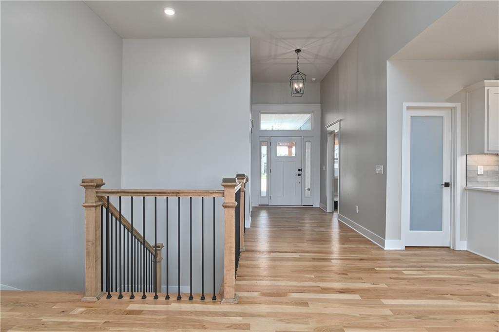 6010 Apache Drive Property Photo 4