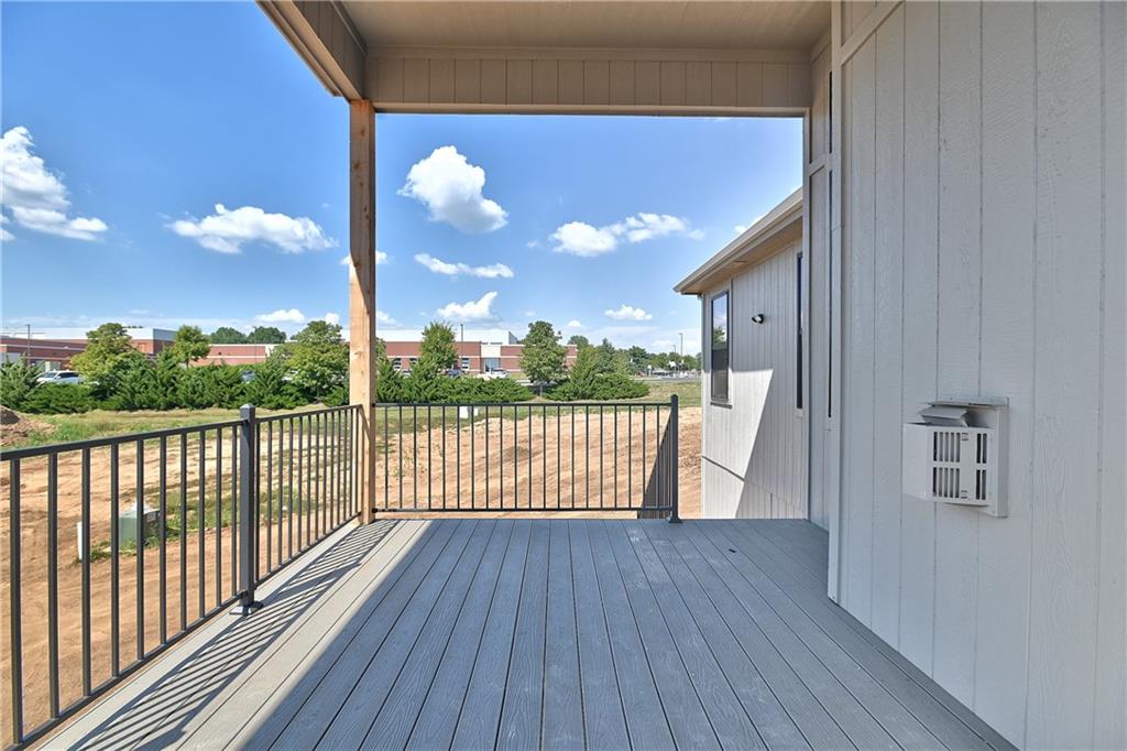 6010 Apache Drive Property Photo 27