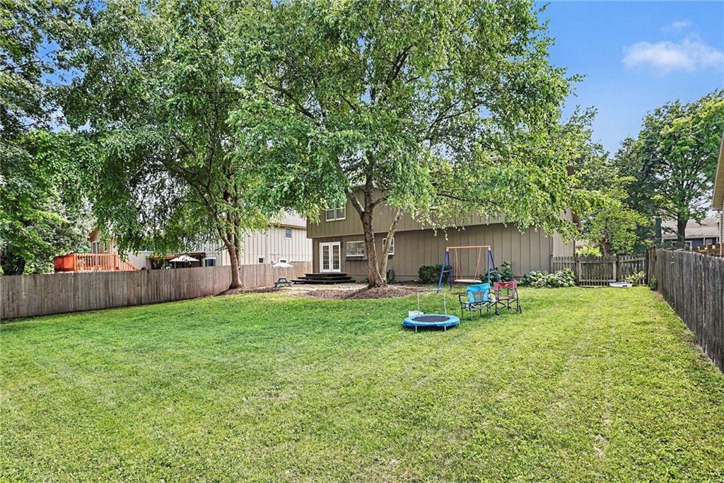 15299 Conser Street Property Photo 26