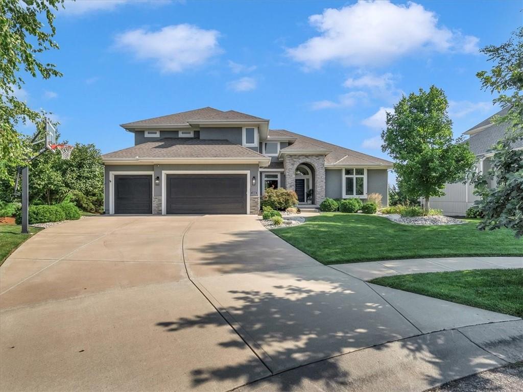 11901 W 160th Place Property Photo 1