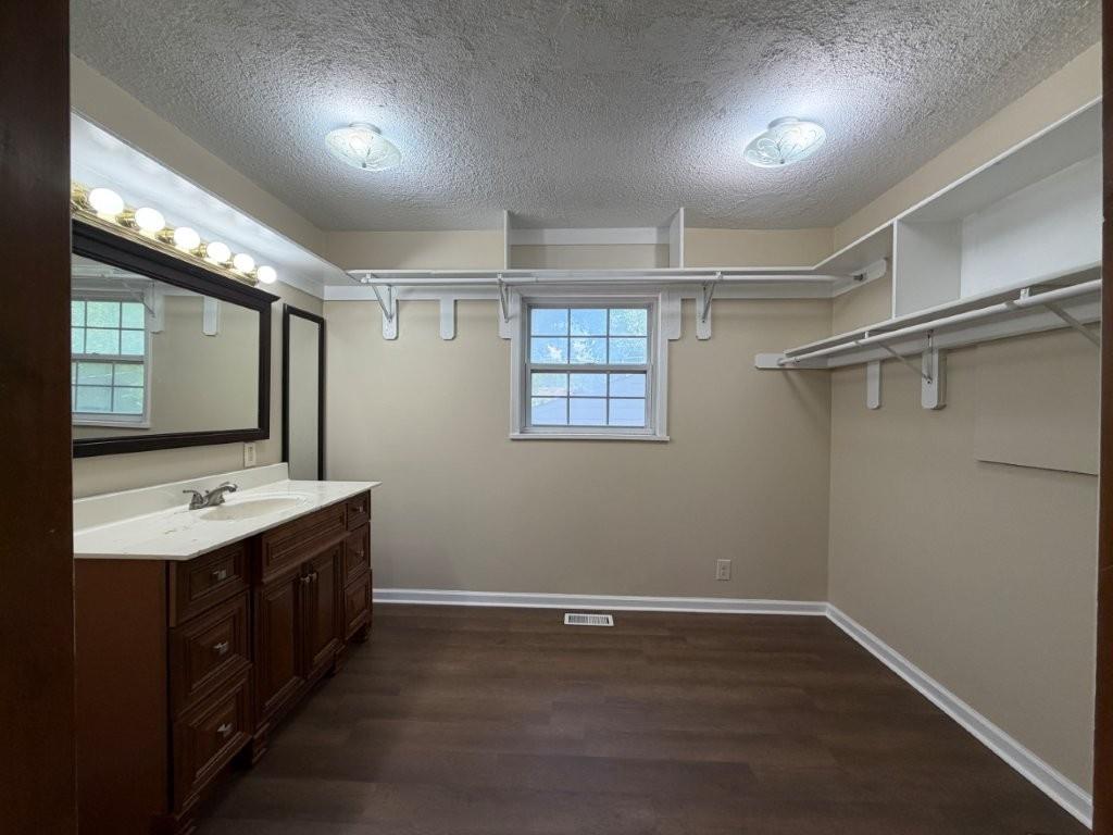 1519 N Geronimo Drive Property Photo 1