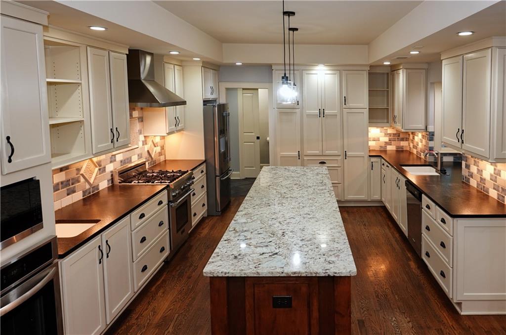 10229 Hemlock Drive Property Photo 21