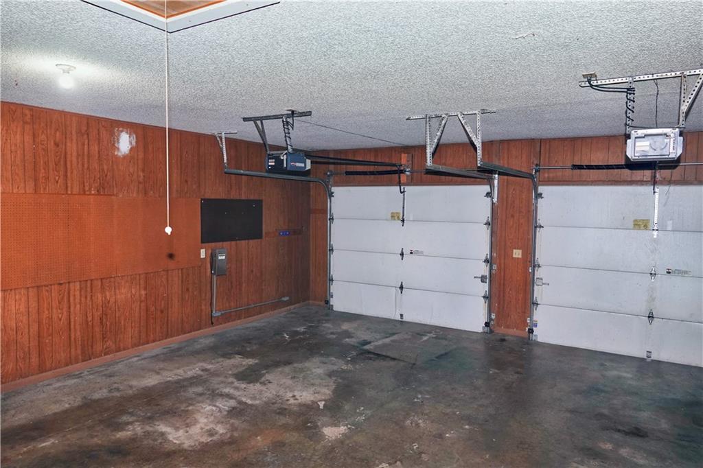 10229 Hemlock Drive Property Photo 66