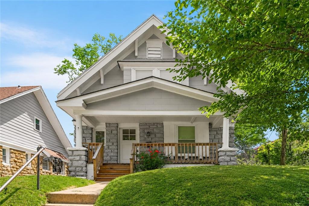 1613 Poplar Avenue Property Photo 1