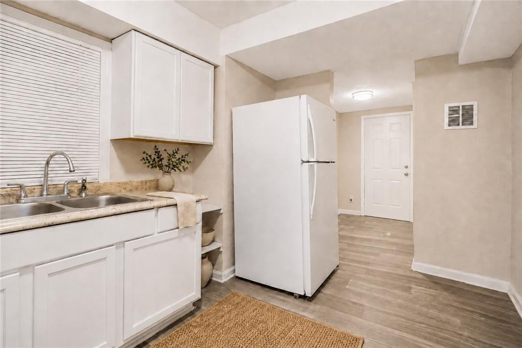 8411 Olive Street Property Photo 5