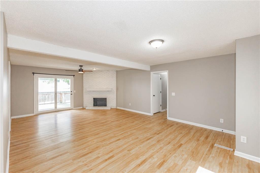 1308 S Apache Court Property Photo 7