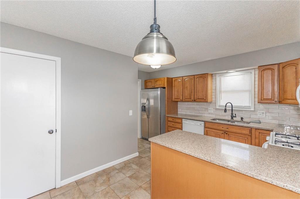 1308 S Apache Court Property Photo 13