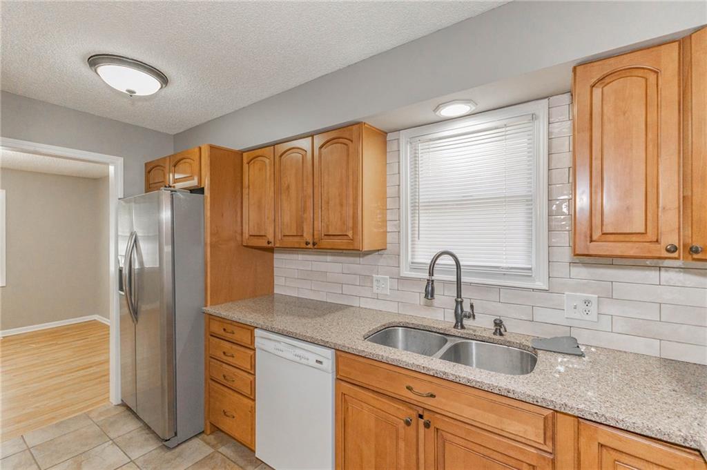 1308 S Apache Court Property Photo 16