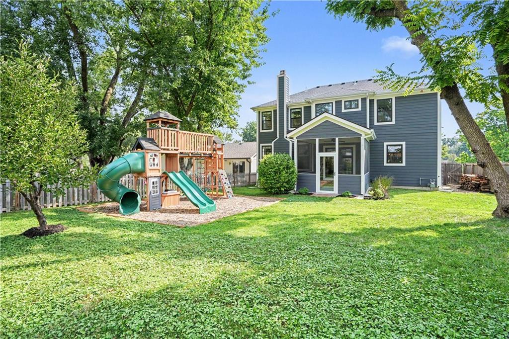 5540 Maple Street Property Photo 43