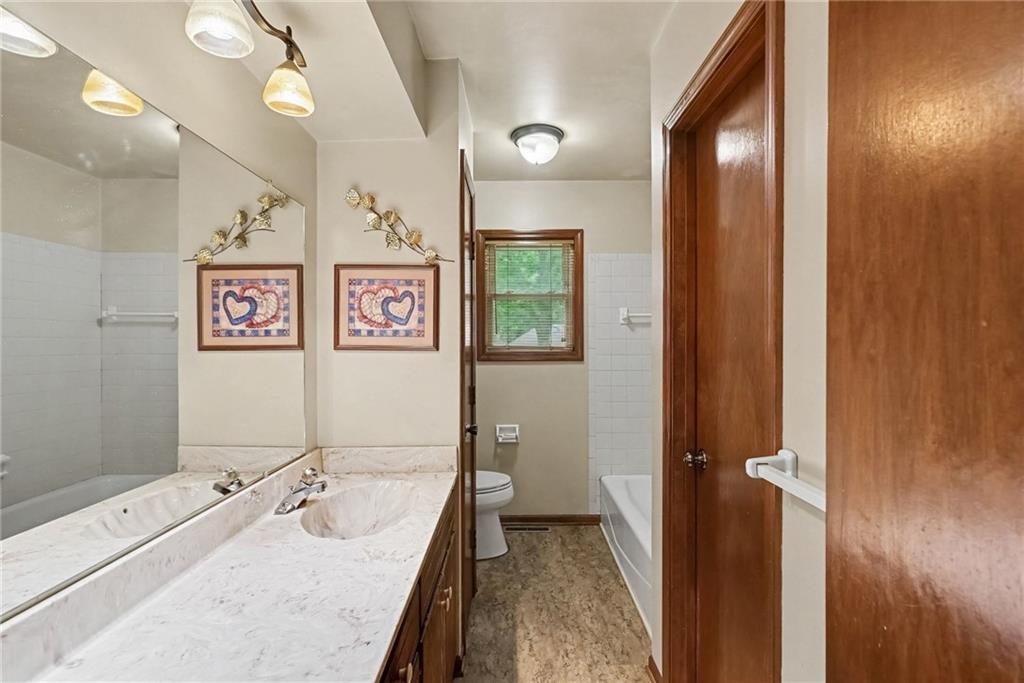 605 Se Westwind Drive Property Photo 13