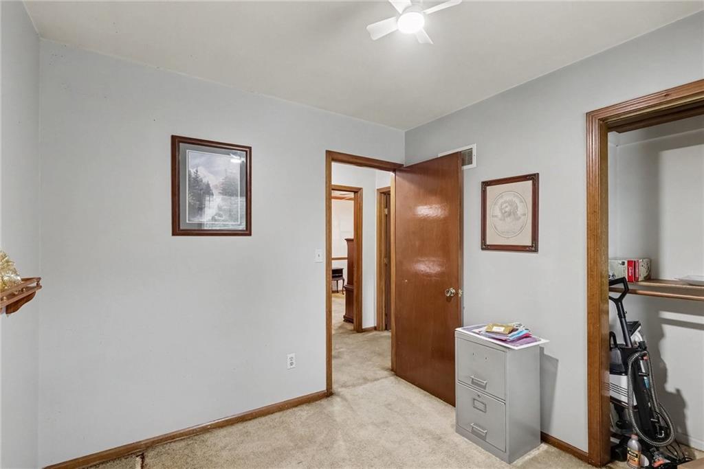 605 Se Westwind Drive Property Photo 15