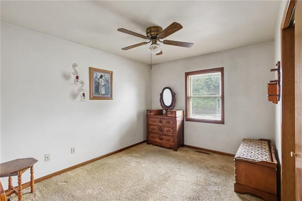 605 Se Westwind Drive Property Photo 17