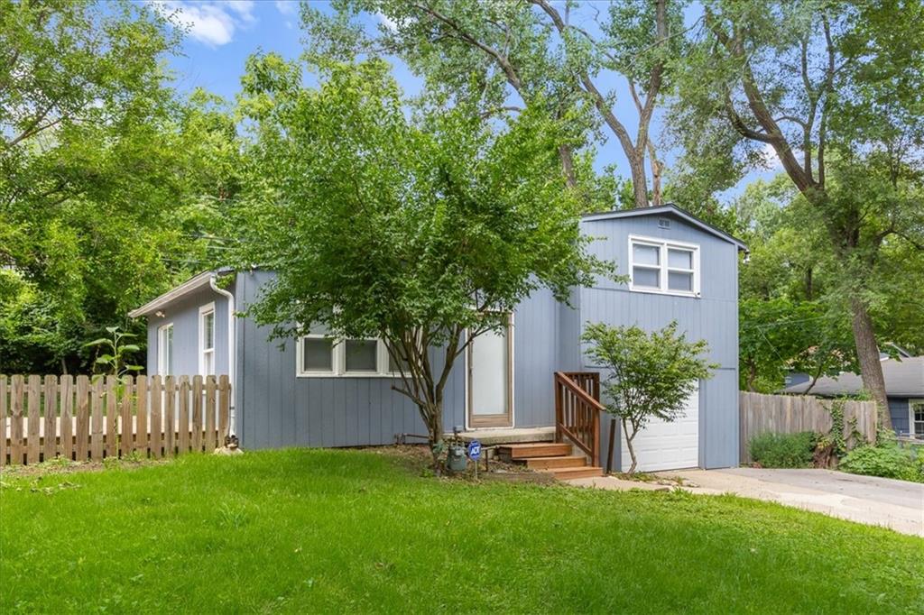 2918 S 9th Place Property Photo 3