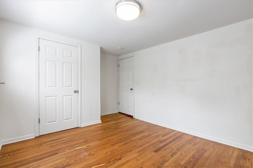 2918 S 9th Place Property Photo 11
