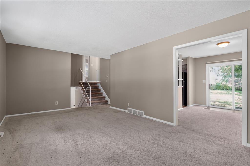 11718 Fuller Avenue Property Photo 14