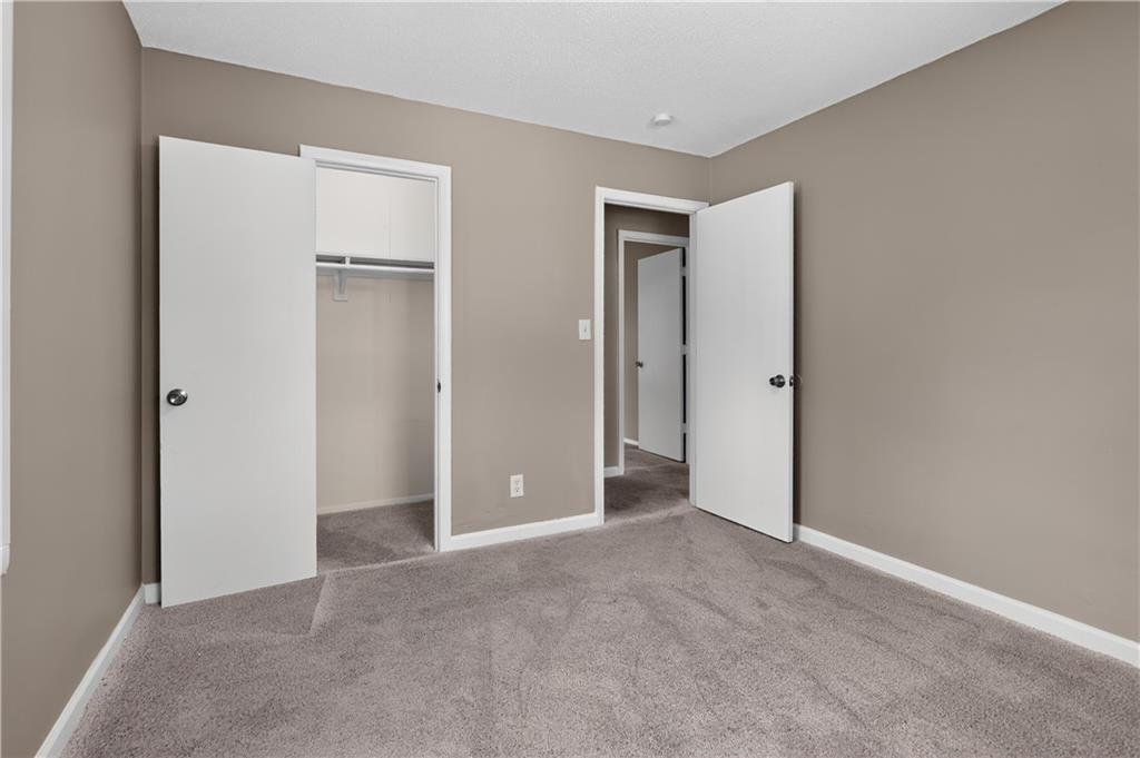 11718 Fuller Avenue Property Photo 25