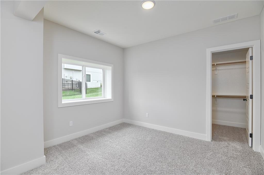 23811 W 59th Terrace Property Photo 40