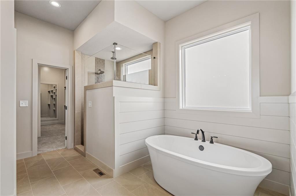 11351 S Emerald Street Property Photo 25