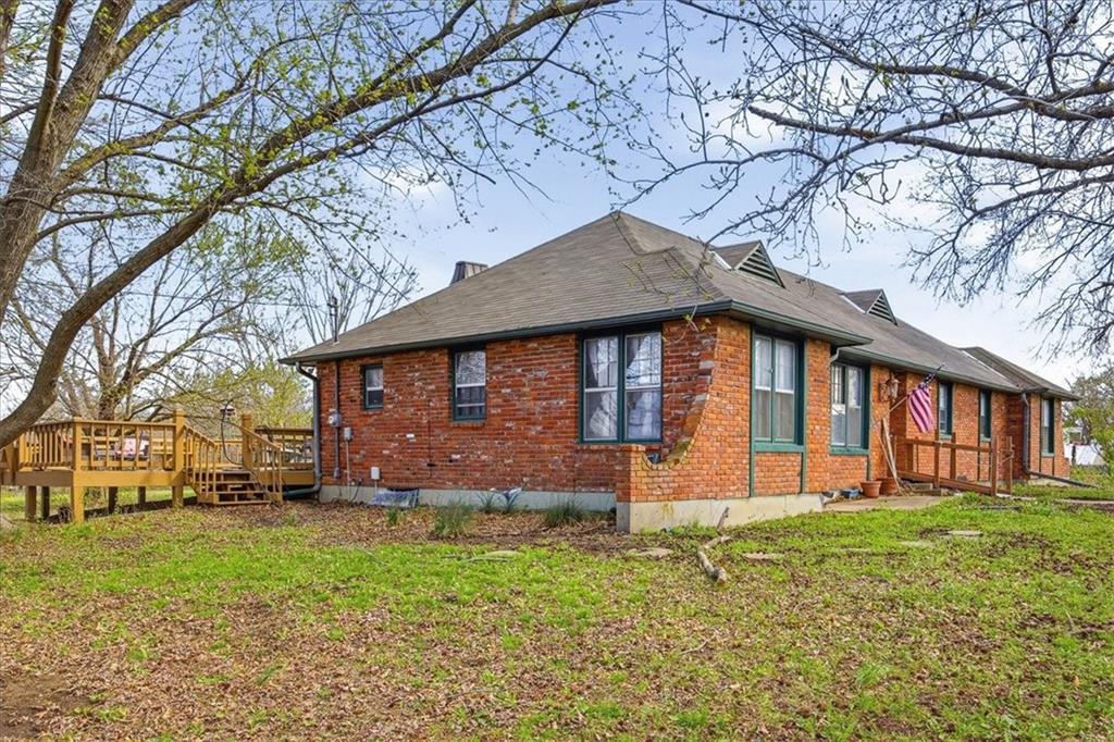 15116 Chestnut Street Property Photo 3