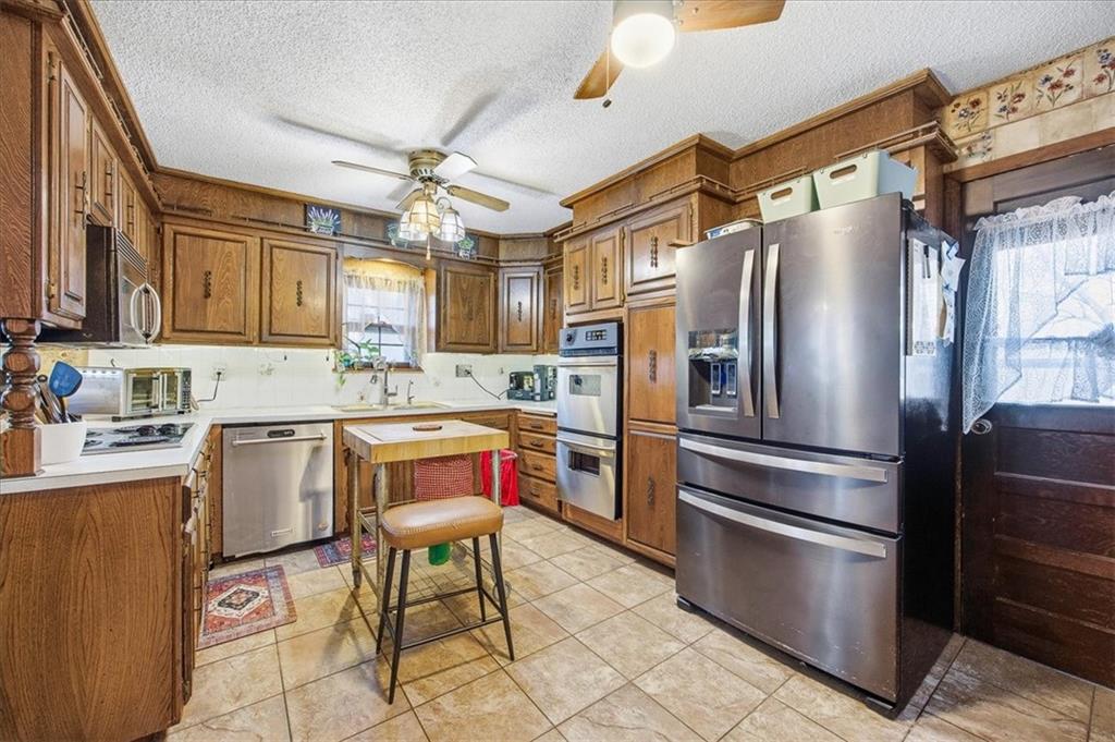 15116 Chestnut Street Property Photo 7