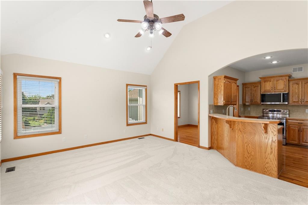 707 Nw Baytree Circle Property Photo 18