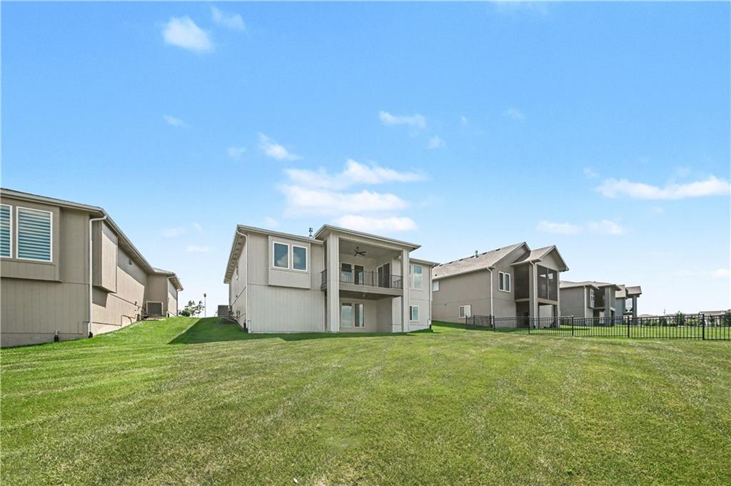 4002 W 158th Terrace Property Photo 46