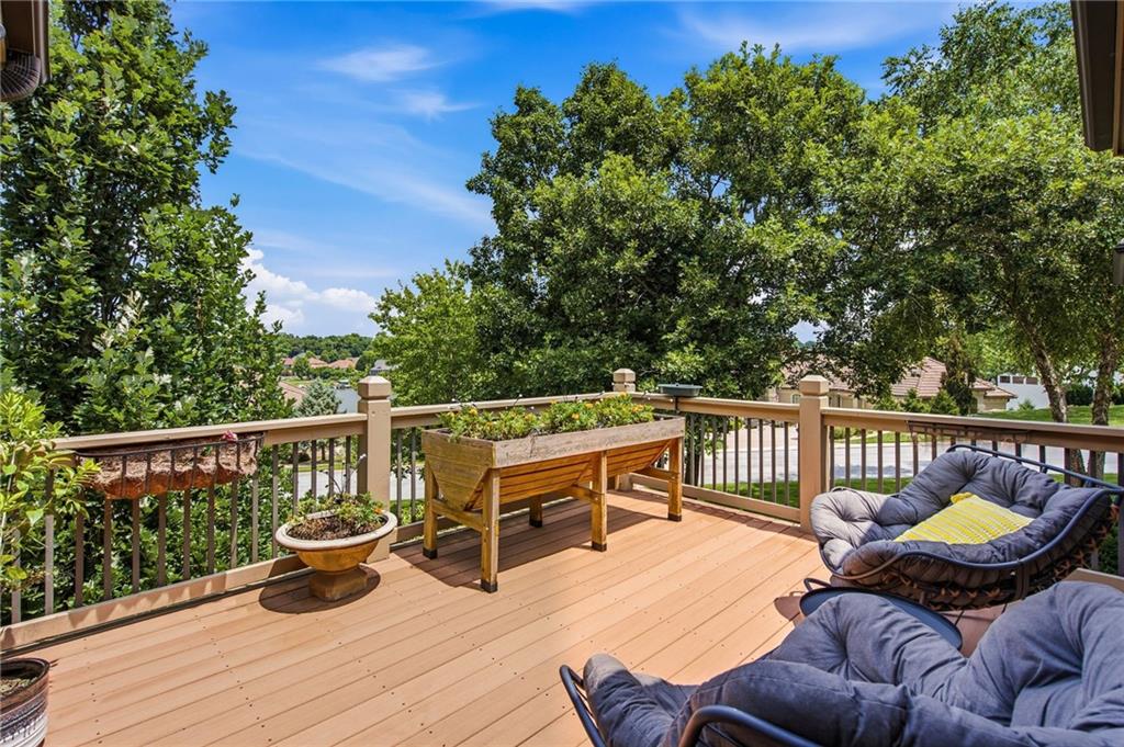 138 S Shore Drive Property Photo 35