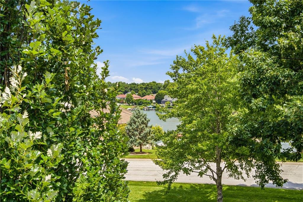 138 S Shore Drive Property Photo 37