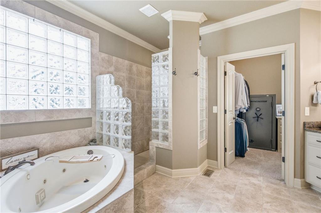 138 S Shore Drive Property Photo 44