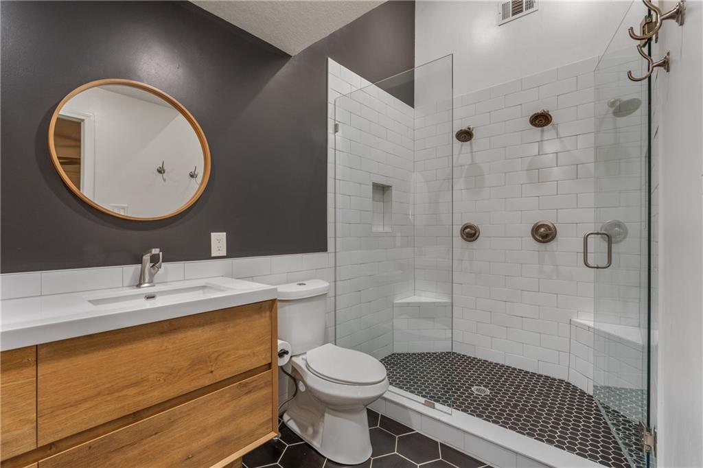 4916 W 78th Place Property Photo 37