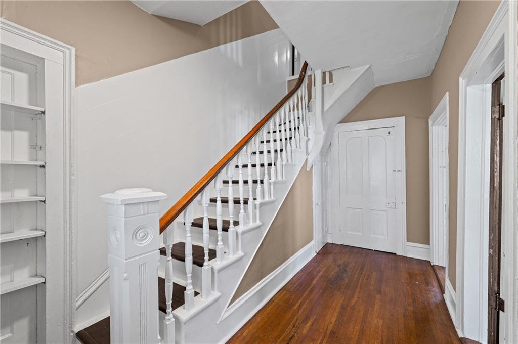 11815 Johnson Drive Property Photo 6