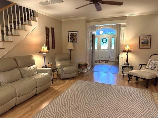 2 Timbercreek Road Property Photo 4