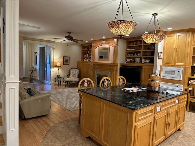 2 Timbercreek Road Property Photo 8