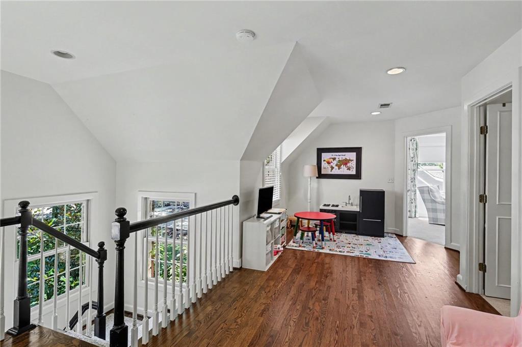 8104 Lee Boulevard Property Photo 24