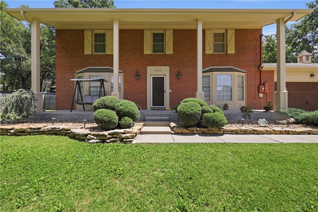3609 S Phelps Road Property Photo 3