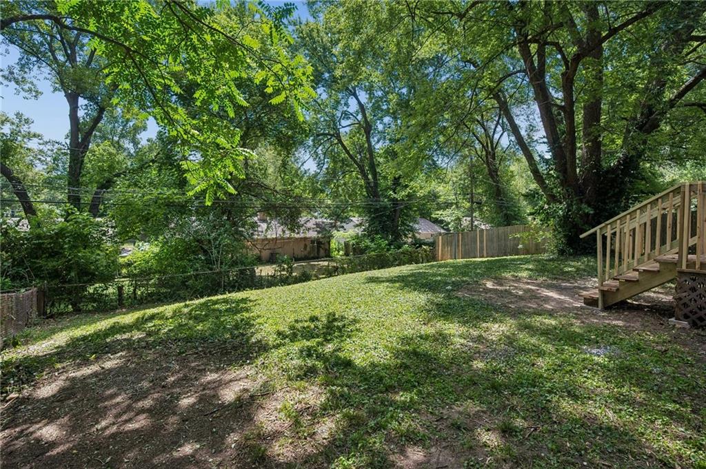11217 Manchester Avenue Property Photo 23