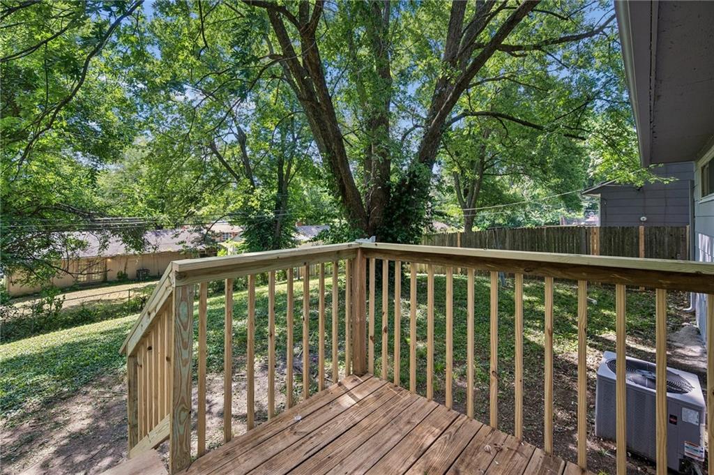 11217 Manchester Avenue Property Photo 25