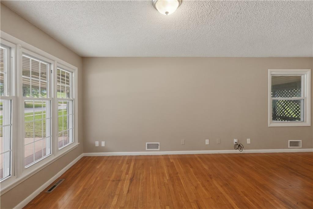 5206 Palmer Drive Property Photo 6