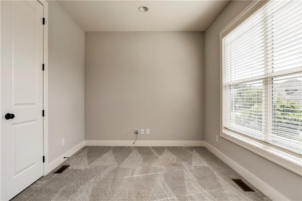 16951 S Hunter Street Property Photo 12