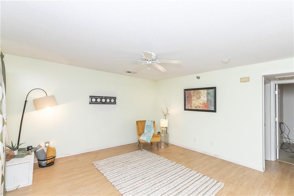 2330 Ne 68th Street Property Photo 2