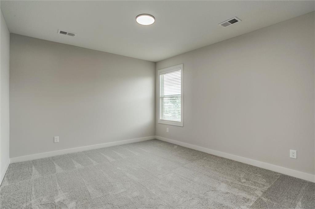 16941 S Brentwood Street Property Photo 19