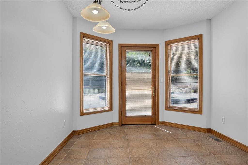 17618 S Emerald View Drive Property Photo 9
