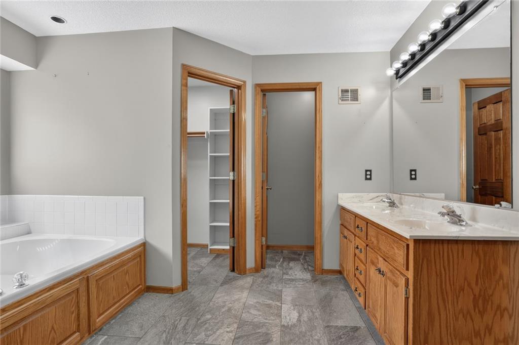 17618 S Emerald View Drive Property Photo 23