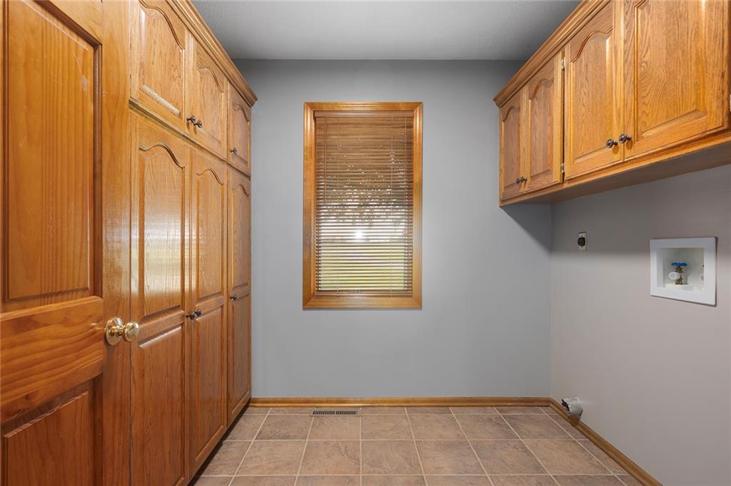 17618 S Emerald View Drive Property Photo 32