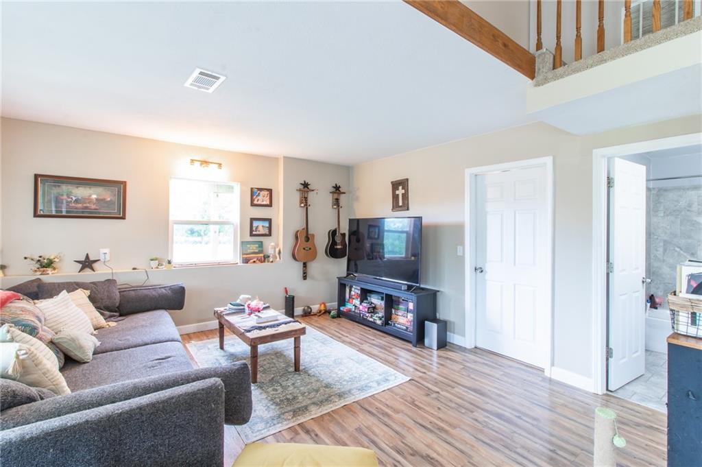 938 Sw 13 Highway Property Photo 11