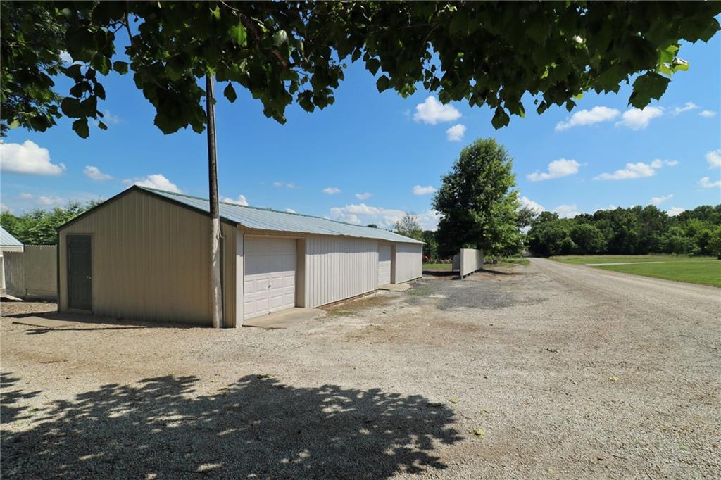 22701 Timberview Road Property Photo 33