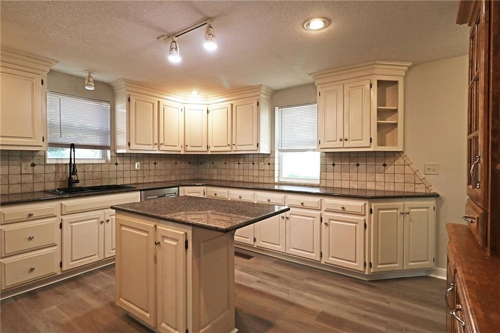 22701 Timberview Road Property Photo 52