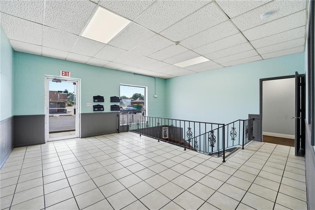 114-120 Sw 7 Highway Property Photo 4